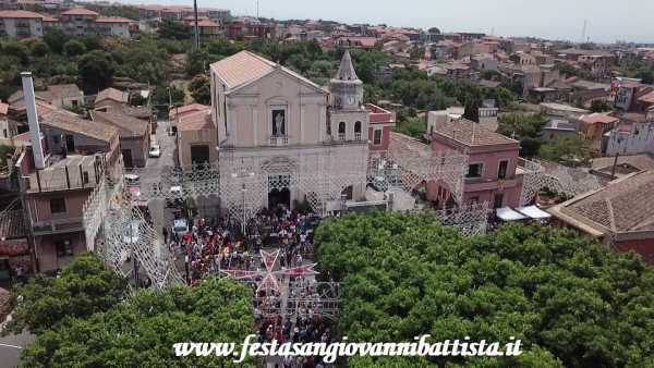 24/06/2018. Ore 12:00. Uscita di Mezzogiorno del Santo Patrono.