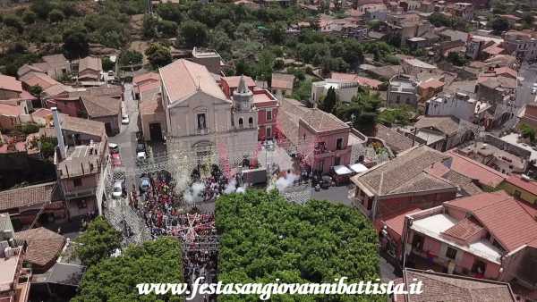 24/06/2017. Ore 12:00. Uscita di Mezzogiorno del Santo Patrono.